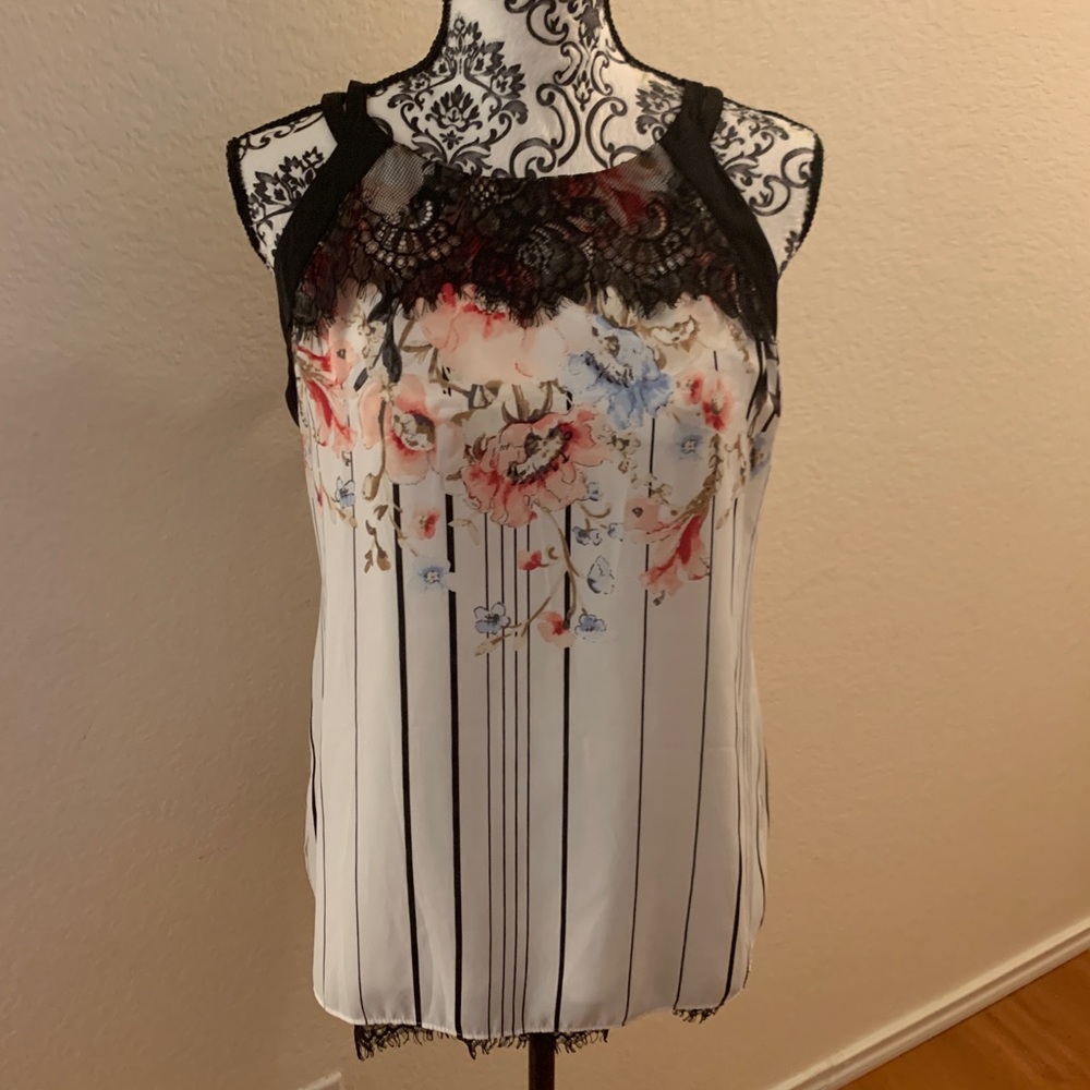 WHBM Top